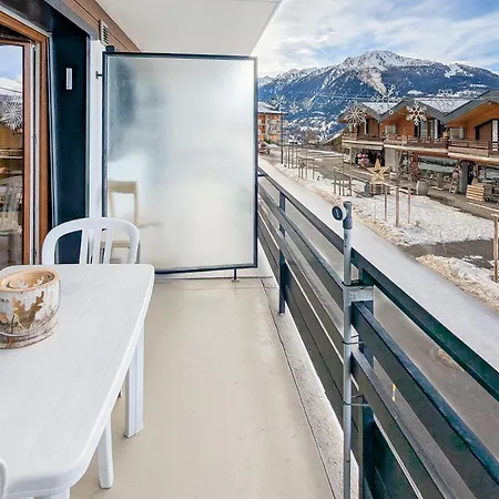 Daire Center Of With A View ! *